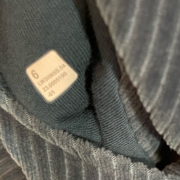 Women’s Lululemon Velvet Corduroy Zip Up Scuba Track Jacket Green Size 6 - Picture 4 of 5